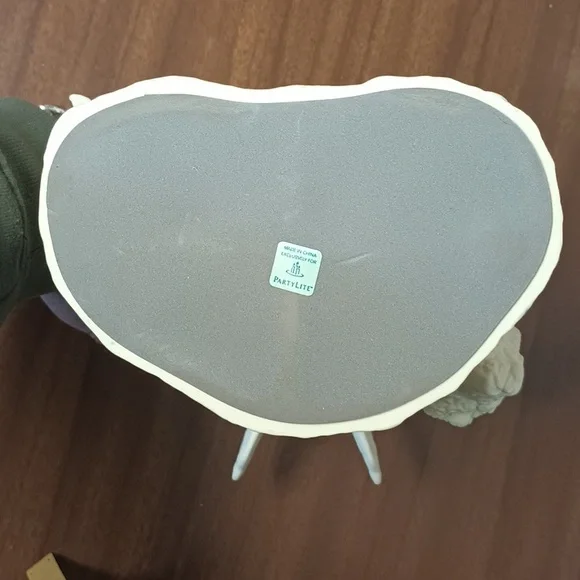 PartyLite P7298 Ariana's Garden Fairy Statue Tea Light Candle Holder Figurine - Picture 6 of 9